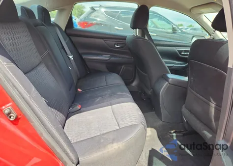 2017 Nissan Altima 2.5 z USA, uszkodzony, nr VIN 1N4AL3AP1HC169498